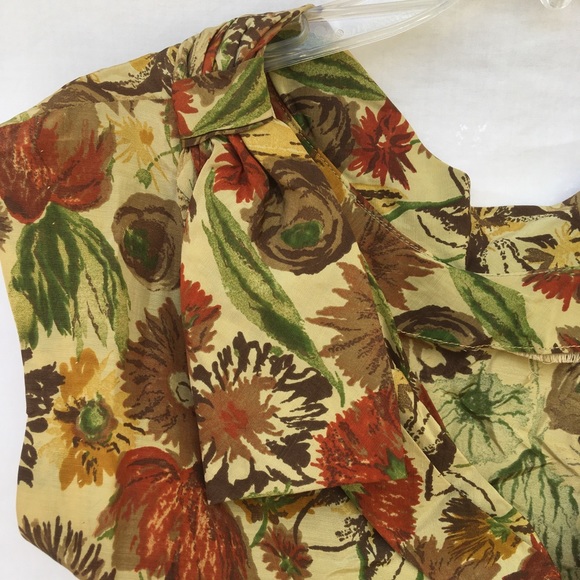 1940s/1950s Genuine Vintage Swing Dress - Picture 4 of 15